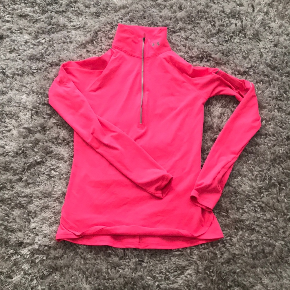 Under Armour fitted half zip all season gear Small